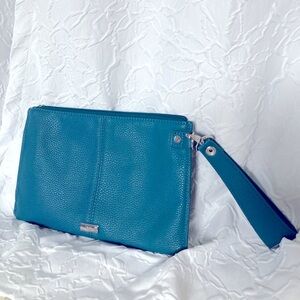 Thirty-One Turquoise Jewell envelope wristlet with detachable strap